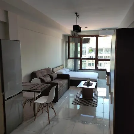 Апартаменты Valaoritou 2